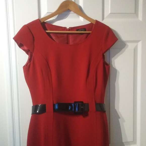 Dress - Picture 4 of 5